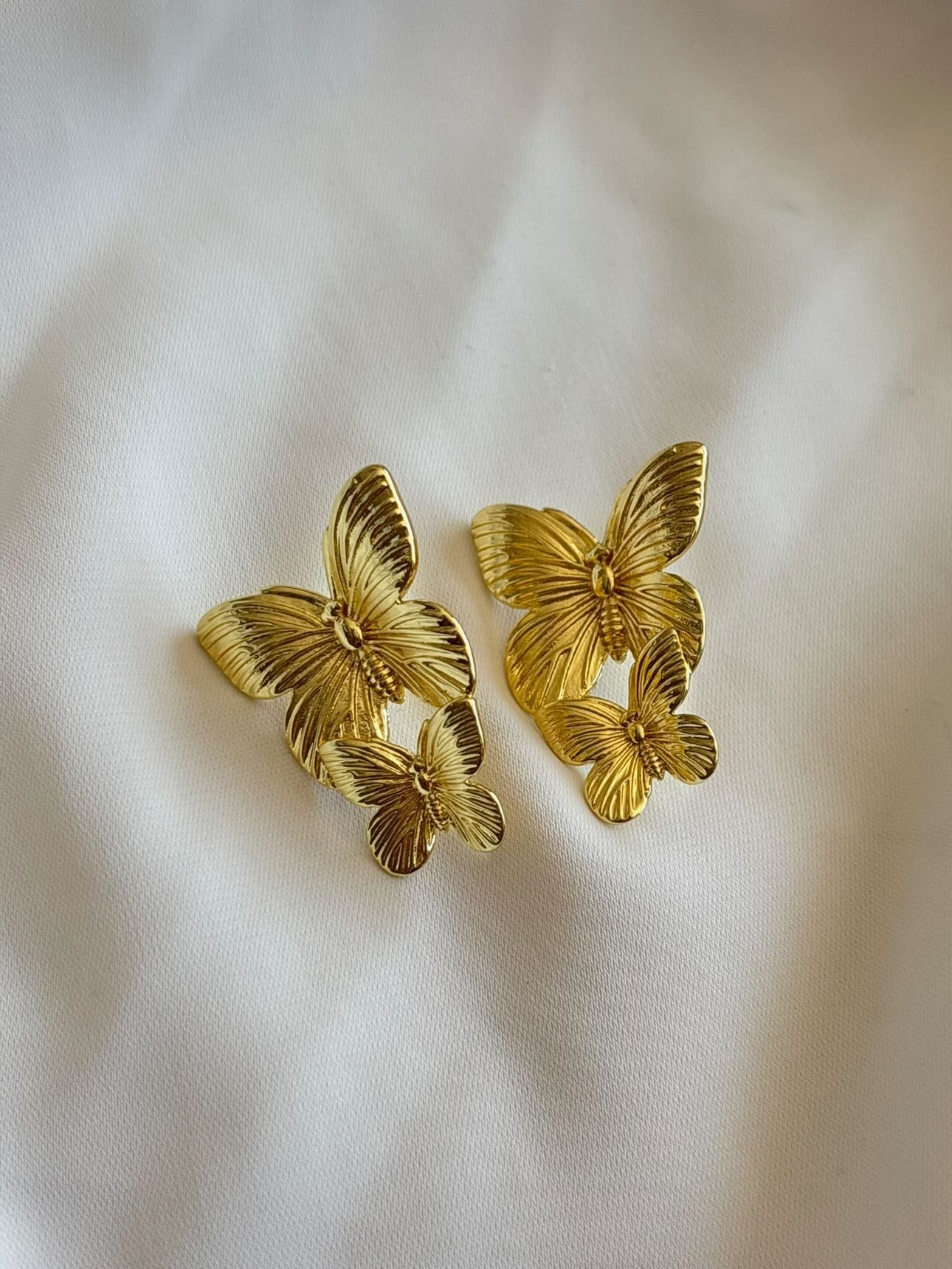 ARETES MARIPOSAS
