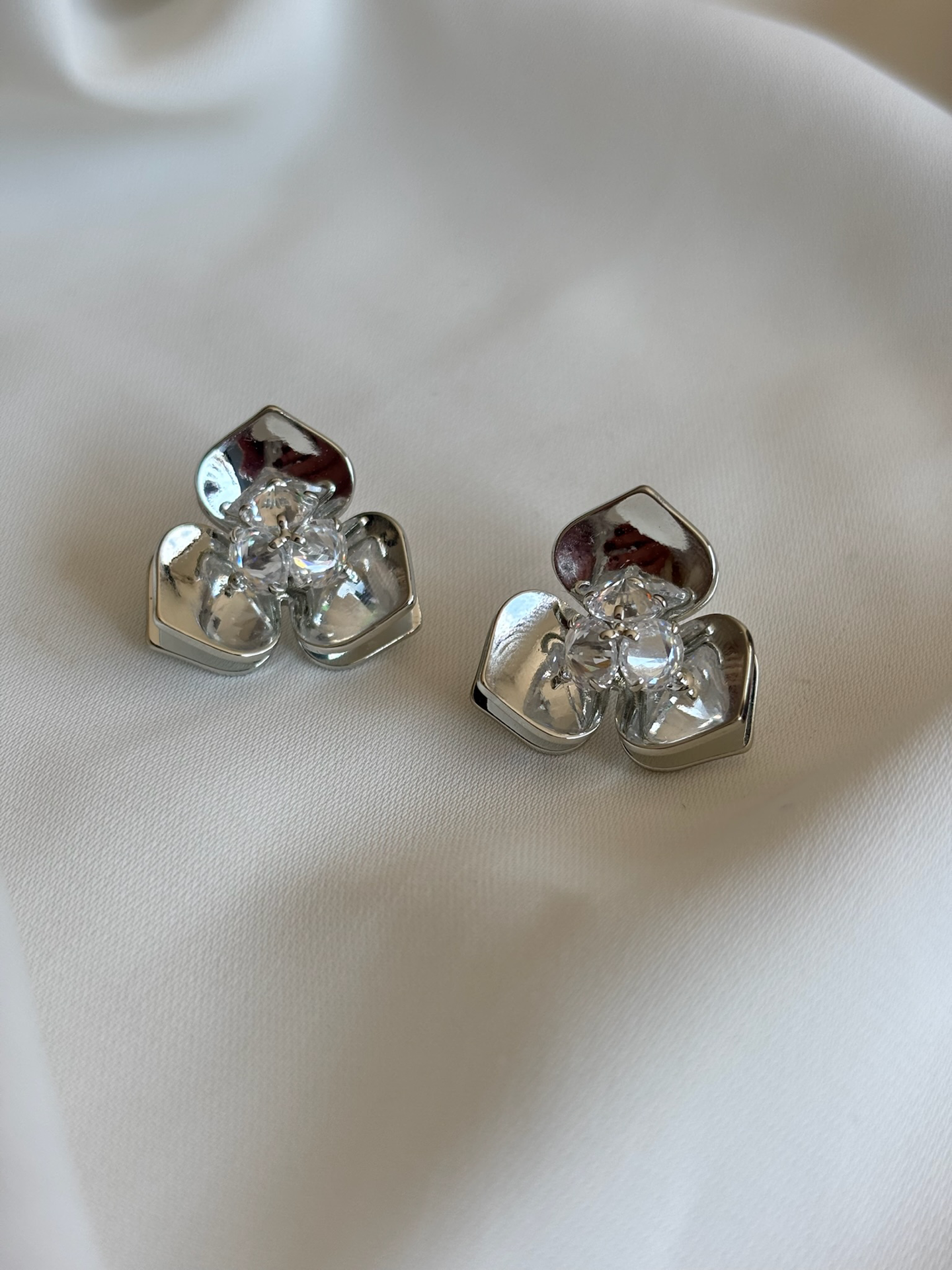 ARETES KATY